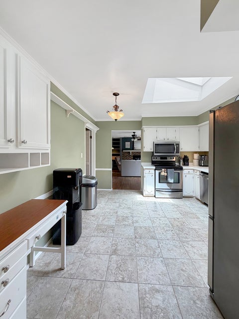 Tiny photo for 1429 Bolkinwood Drive, Freeport, IL 61032 (MLS # 12719809)