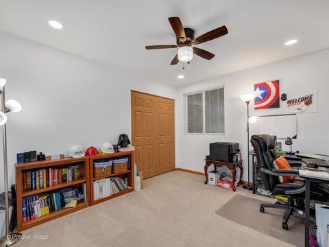 Tiny photo for 1678 WALNUT PARK Lane, Aurora, IL 60504 (MLS # 12482538)