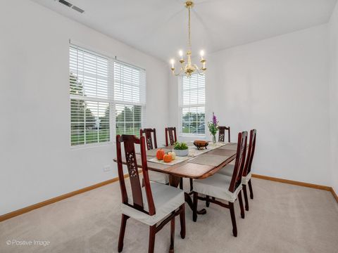 Tiny photo for 1678 WALNUT PARK Lane, Aurora, IL 60504 (MLS # 12482538)