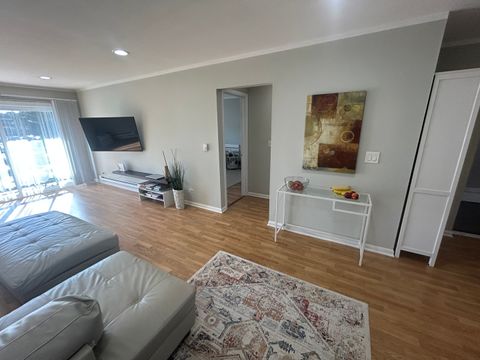 Tiny photo for 836 E Old Willow Road #212, Prospect Heights, IL 60070 (MLS # 12471867)