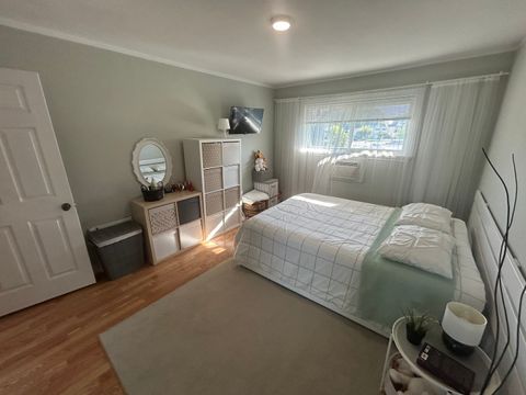 Tiny photo for 836 E Old Willow Road #212, Prospect Heights, IL 60070 (MLS # 12471867)