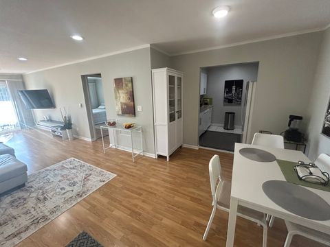 Tiny photo for 836 E Old Willow Road #212, Prospect Heights, IL 60070 (MLS # 12471867)