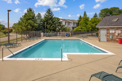 Tiny photo for 1110 Cedar Street #3B, Glendale Heights, IL 60139 (MLS # 12751187)