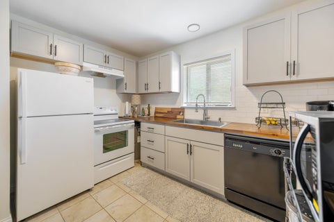 Tiny photo for 1110 Cedar Street #3B, Glendale Heights, IL 60139 (MLS # 12751187)