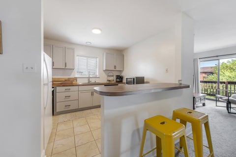 Tiny photo for 1110 Cedar Street #3B, Glendale Heights, IL 60139 (MLS # 12751187)