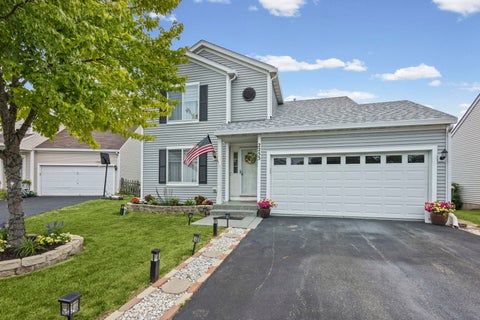 Photo of 2253 N Stonehedge Court, Round Lake Beach, IL 60073 (MLS # 12711153)