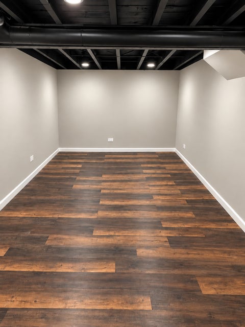 Tiny photo for 15415 Woodlawn East Avenue, South Holland, IL 60473 (MLS # 12778092)