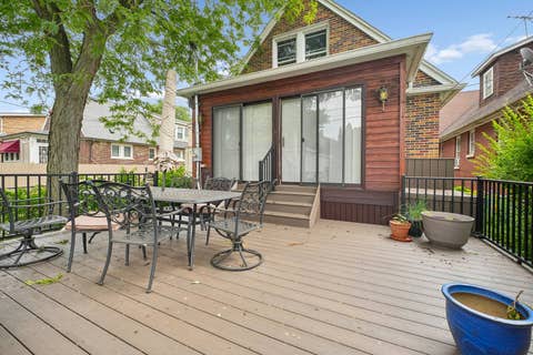 Tiny photo for 6638 N Trumbull Avenue, Lincolnwood, IL 60712 (MLS # 12704498)