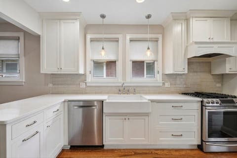 Tiny photo for 6638 N Trumbull Avenue, Lincolnwood, IL 60712 (MLS # 12704498)