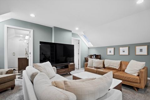 Tiny photo for 3141 N Racine Avenue #3, Chicago, IL 60657 (MLS # 12620835)