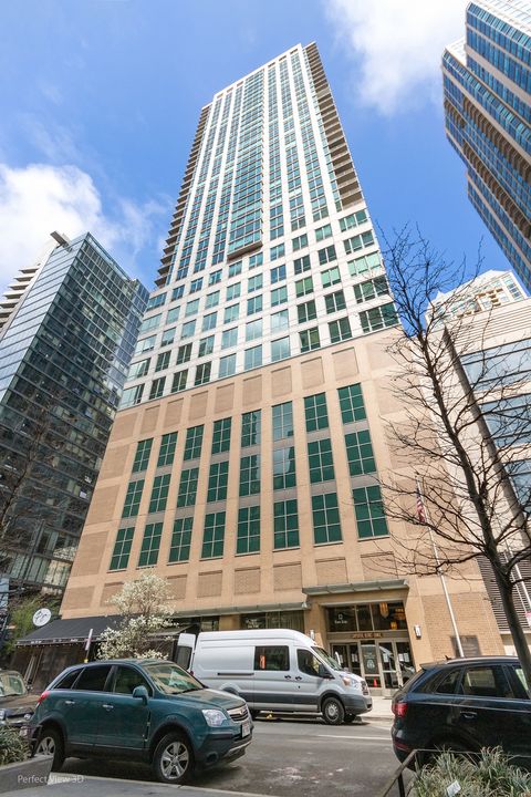 2 E ERIE Street 2102 Chicago IL 60611