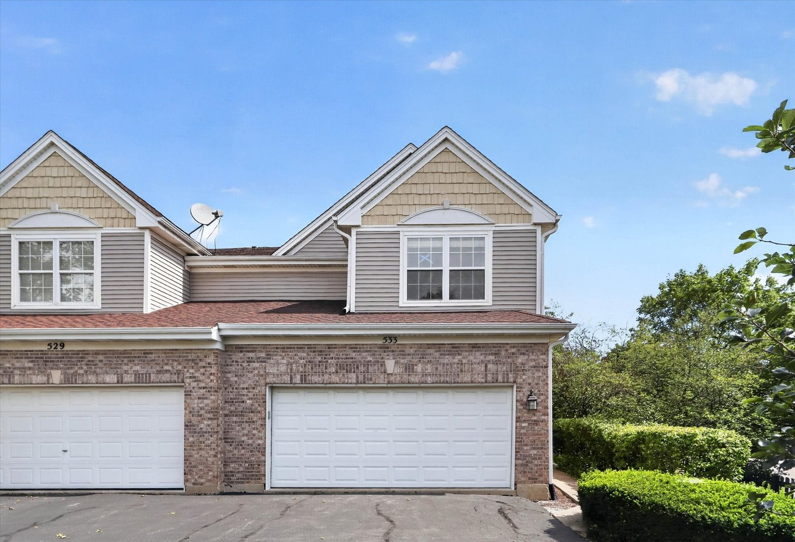 533 CHERRY HILL Court