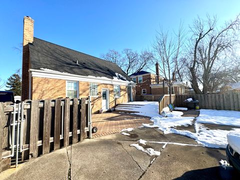 Tiny photo for 1636 Manchester Avenue, Westchester, IL 60154 (MLS # 12533631)