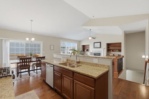 Tiny photo for 63 Cobblestone Lane, Leclaire, IA 52753 (MLS # 12740299)