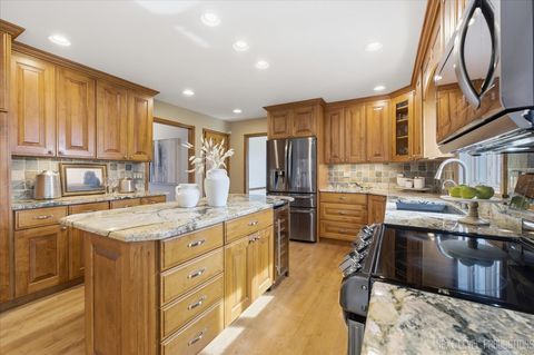 Tiny photo for 1872 Jahns Drive, Wheaton, IL 60189 (MLS # 12613239)