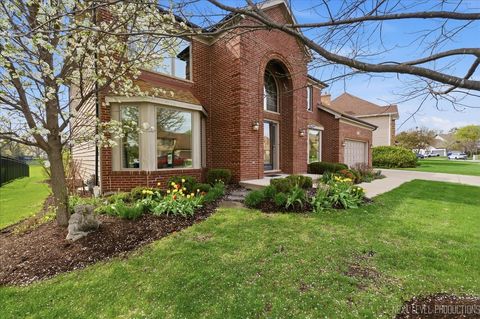Tiny photo for 1872 Jahns Drive, Wheaton, IL 60189 (MLS # 12613239)