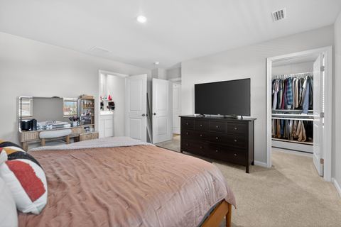 Tiny photo for 383 Thresher Street, DeKalb, IL 60115 (MLS # 12602190)