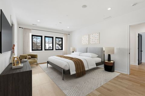 Tiny photo for 1100 Lois Avenue, Park Ridge, IL 60068 (MLS # 12533650)