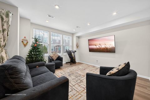 Tiny photo for 534 Watercress Drive, Aurora, IL 60504 (MLS # 12525024)