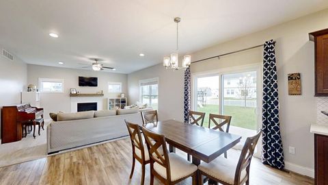 Tiny photo for 1604 Oliger Drive, Mahomet, IL 61853 (MLS # 12607763)