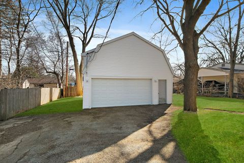Tiny photo for 657 Lomond Drive, Mundelein, IL 60060 (MLS # 12584309)