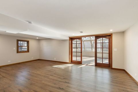 Tiny photo for 657 Lomond Drive, Mundelein, IL 60060 (MLS # 12584309)