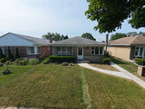 Tiny photo for 4605 Jerome Avenue, Skokie, IL 60076 (MLS # 12734725)