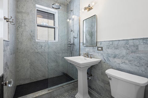 Tiny photo for 815 Lake Street #3N, Oak Park, IL 60301 (MLS # 12671233)