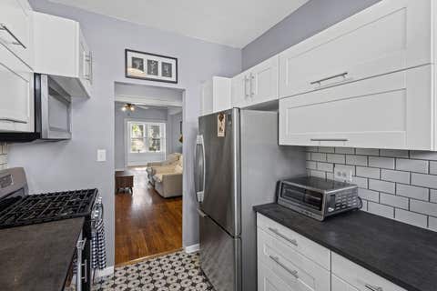 Tiny photo for 815 Lake Street #3N, Oak Park, IL 60301 (MLS # 12671233)