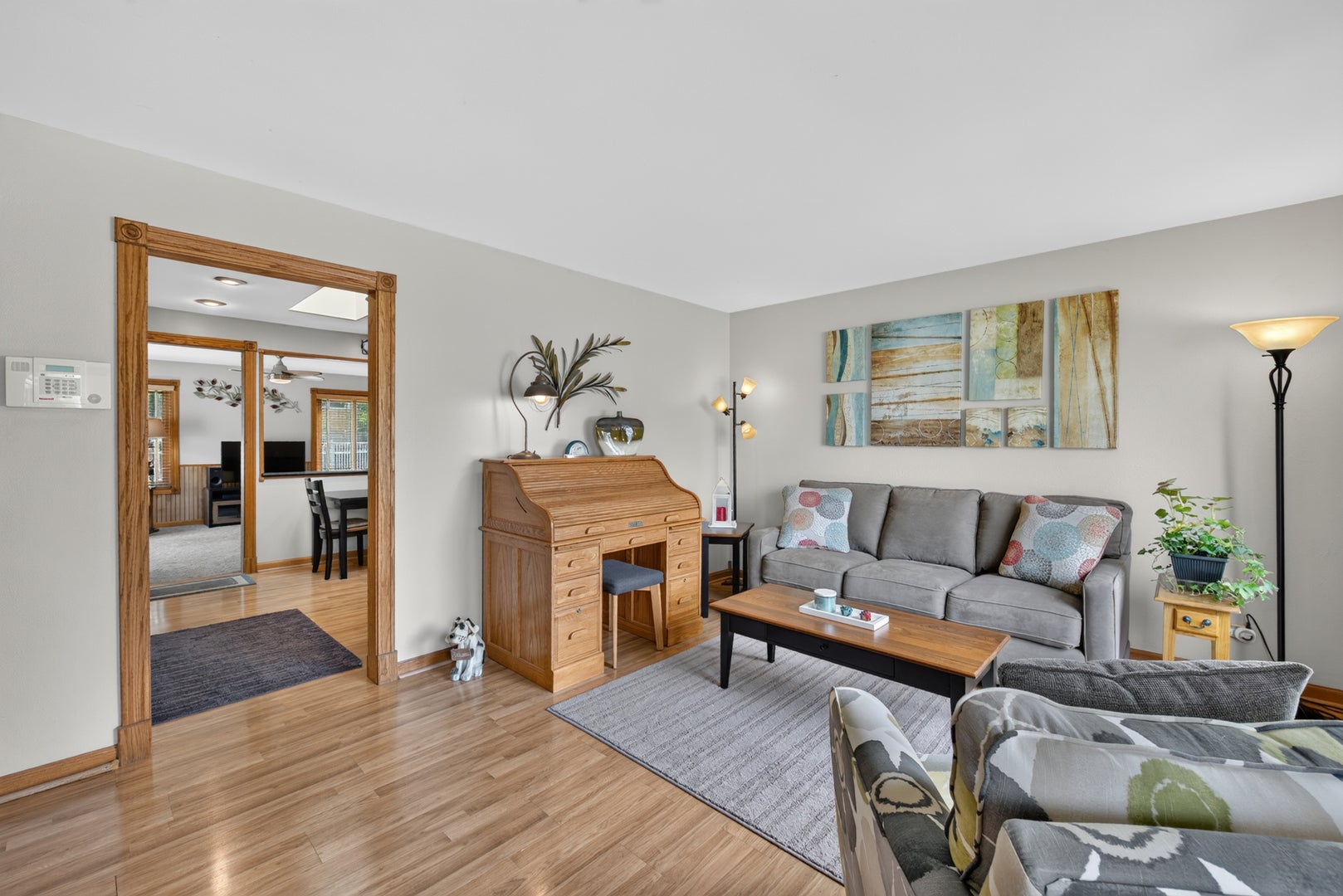 909 Shorewood Drive