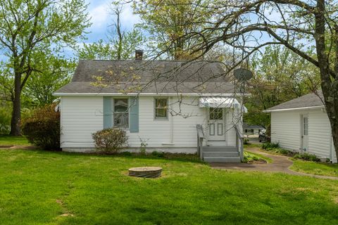 Tiny photo for 395 Cedar Creek Road, Makanda, IL 62958 (MLS # 12617700)