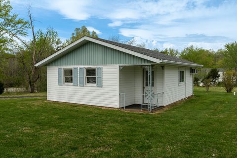 Tiny photo for 395 Cedar Creek Road, Makanda, IL 62958 (MLS # 12617700)