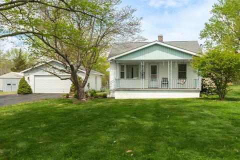 Tiny photo for 395 Cedar Creek Road, Makanda, IL 62958 (MLS # 12617700)