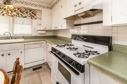 Tiny photo for 395 Cedar Creek Road, Makanda, IL 62958 (MLS # 12617700)