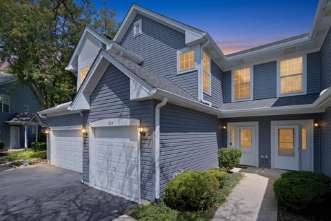 Tiny photo for 209 Oxford Court, Oswego, IL 60543 (MLS # 12740450)