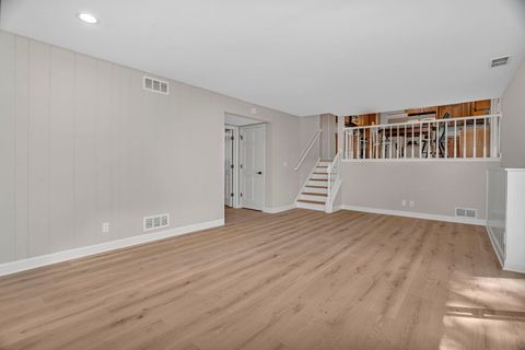 Tiny photo for 22416 S Kings Court, Shorewood, IL 60404 (MLS # 12496382)