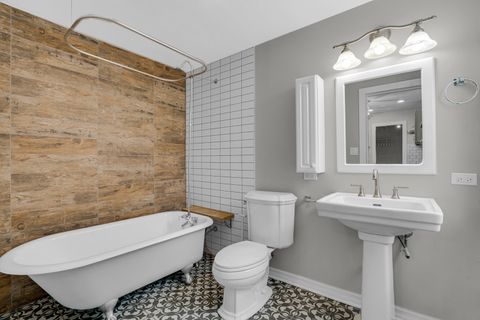 Tiny photo for 584 S 4th Avenue, Des Plaines, IL 60016 (MLS # 12555556)