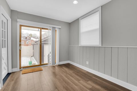 Tiny photo for 584 S 4th Avenue, Des Plaines, IL 60016 (MLS # 12555556)