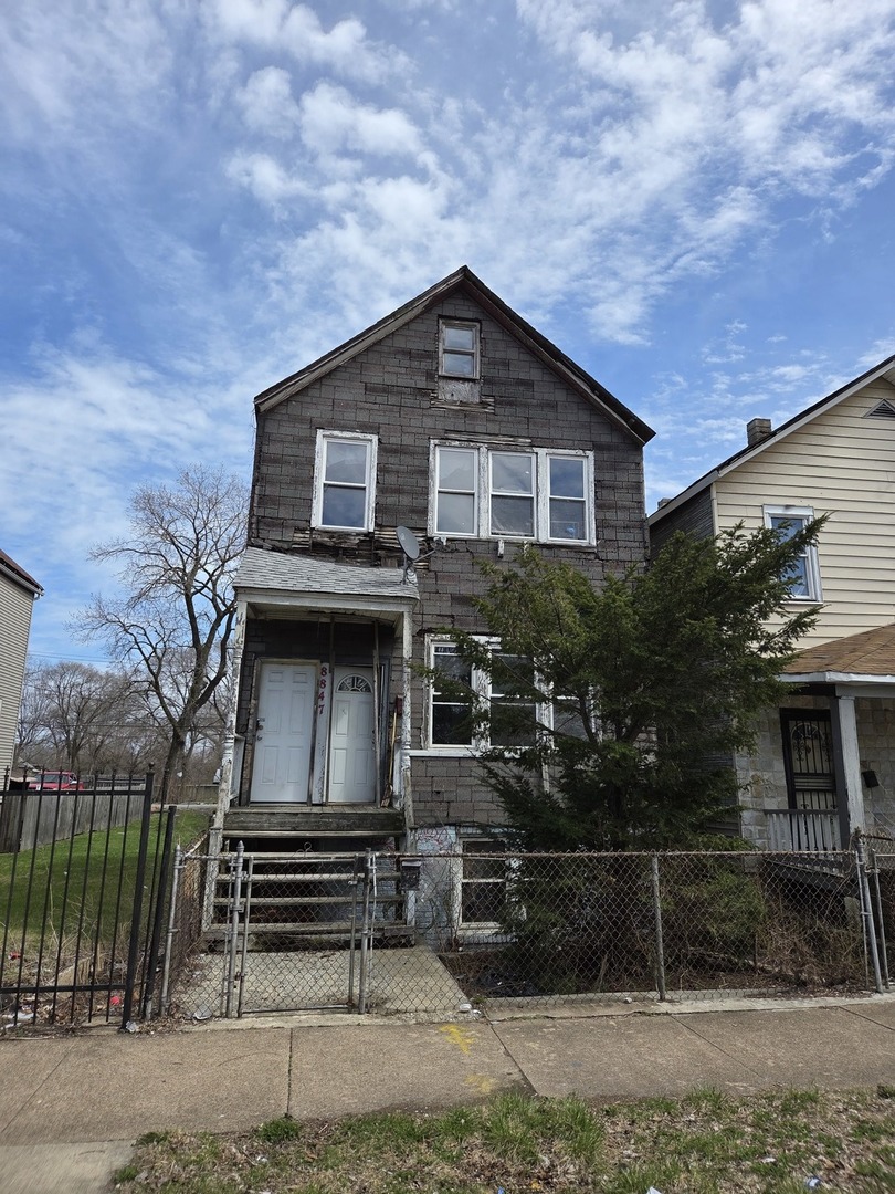 Photo 1 of 29 — 8847 S BURLEY Avenue, Chicago, IL 60617