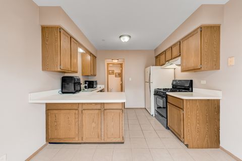 Tiny photo for 1922 Wisteria Court #2, Naperville, IL 60565 (MLS # 12344496)