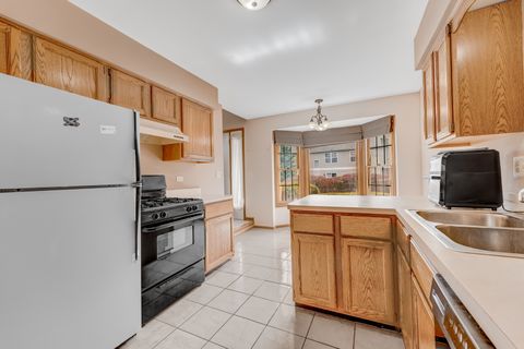 Tiny photo for 1922 Wisteria Court #2, Naperville, IL 60565 (MLS # 12344496)