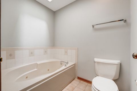Tiny photo for 1922 Wisteria Court #2, Naperville, IL 60565 (MLS # 12344496)