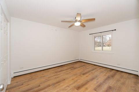 Tiny photo for 837 S Dwyer Avenue #A, Arlington Heights, IL 60005 (MLS # 12583757)