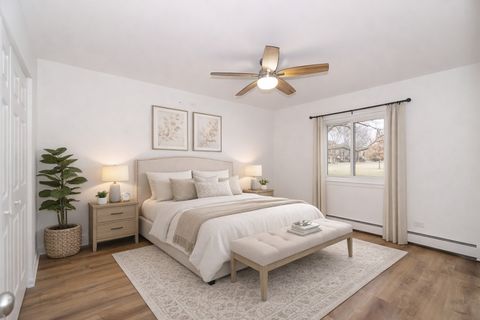 Tiny photo for 837 S Dwyer Avenue #A, Arlington Heights, IL 60005 (MLS # 12583757)