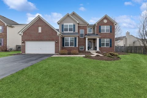 1709 Belcourt Elgin IL 60120