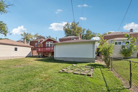 Tiny photo for 2412 S 19th Avenue, Broadview, IL 60155 (MLS # 12470242)
