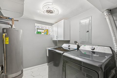 Tiny photo for 2412 S 19th Avenue, Broadview, IL 60155 (MLS # 12470242)