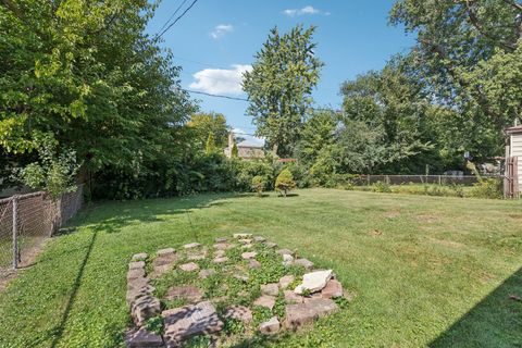Tiny photo for 2412 S 19th Avenue, Broadview, IL 60155 (MLS # 12470242)