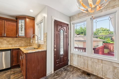 Tiny photo for 2412 S 19th Avenue, Broadview, IL 60155 (MLS # 12470242)