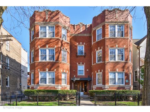 1462 W Warner Avenue 3E Chicago IL 60613